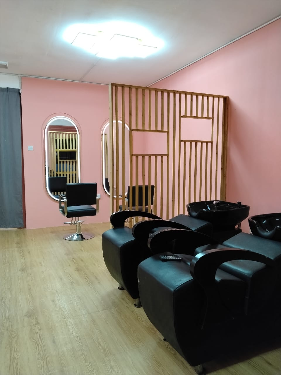 Ruang cucian rambut